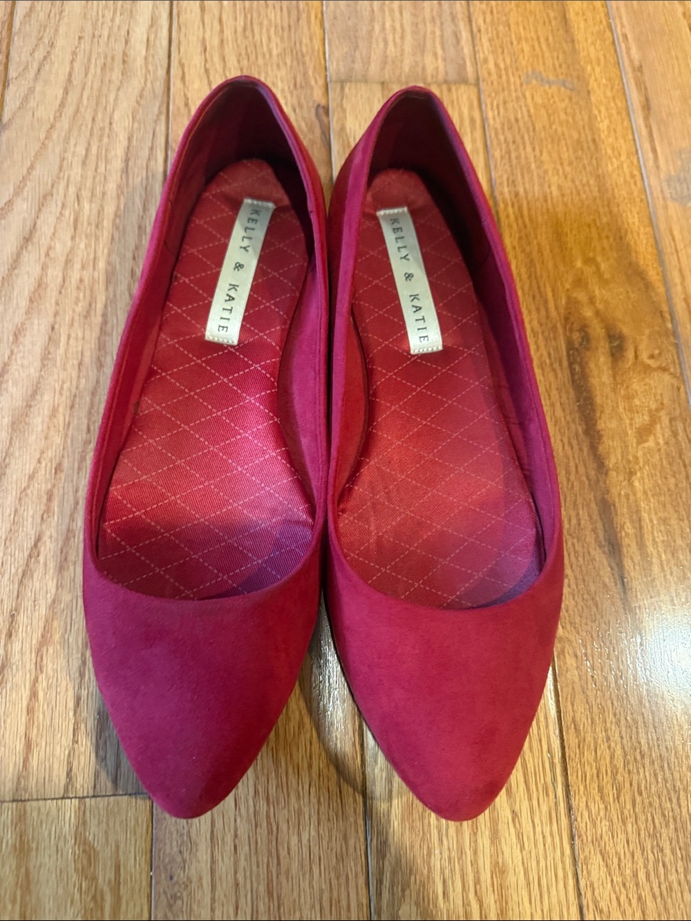 Kelly & Katie Women's Berry Pointed-Toe Flats